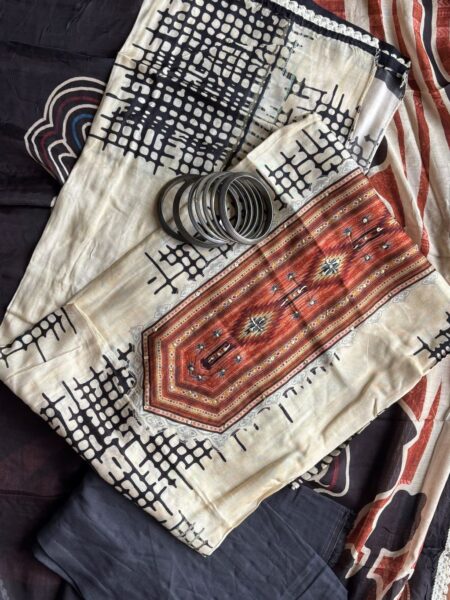 Nila - Digital Printed Modal Ivory & Rust